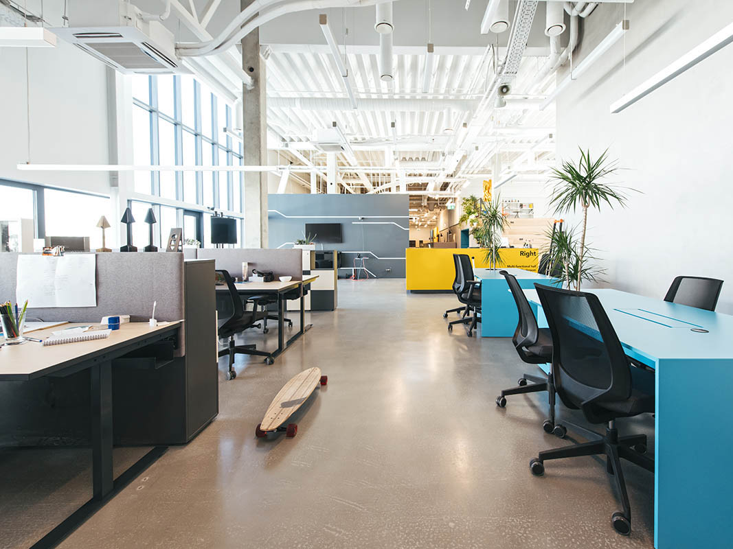 Flächenrechner CUBION Immobilien - Ermitteln Sie in nur zwei Schritten Ihren künftigen Flächenbedarf und mögliche Kosteneinsparungen.