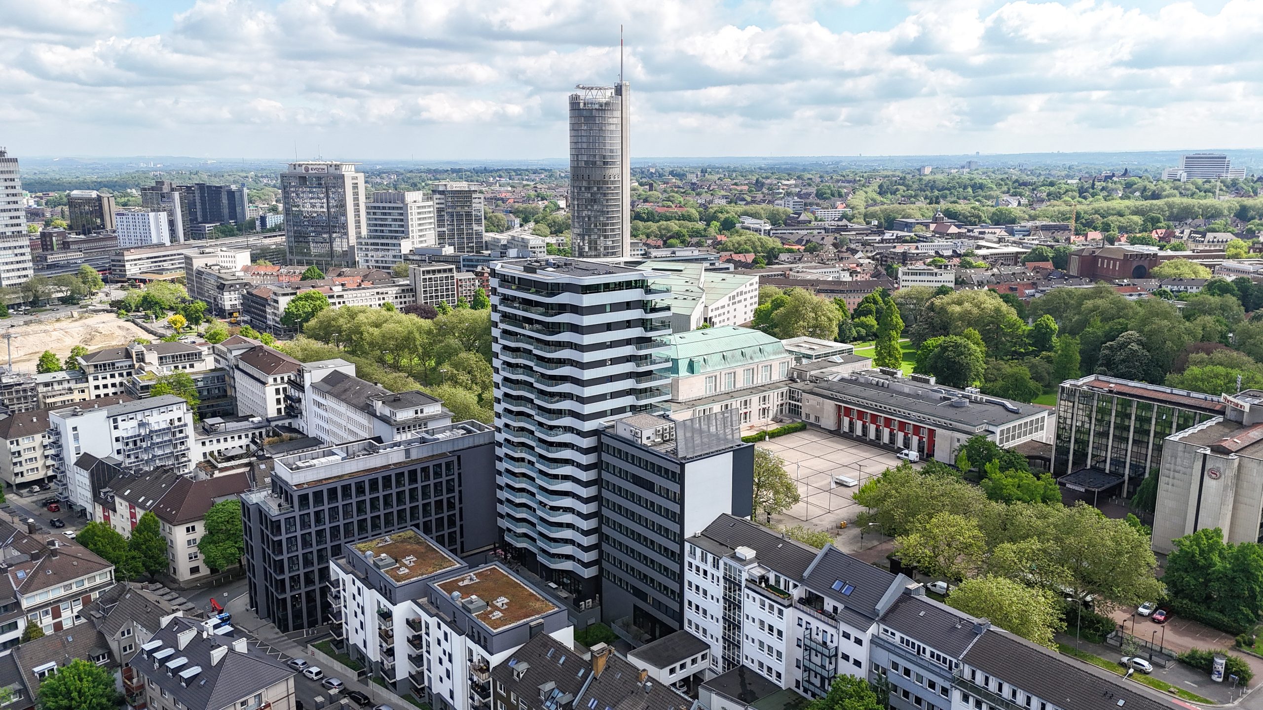 Der Büromarkt Essen im 1. Halbjahr 2026: Mehr Mietverträge, aber fehlende Großabschlüsse bremsen den Flächenumsatz. CUBION analysiert Markt, Mieten und Trends.