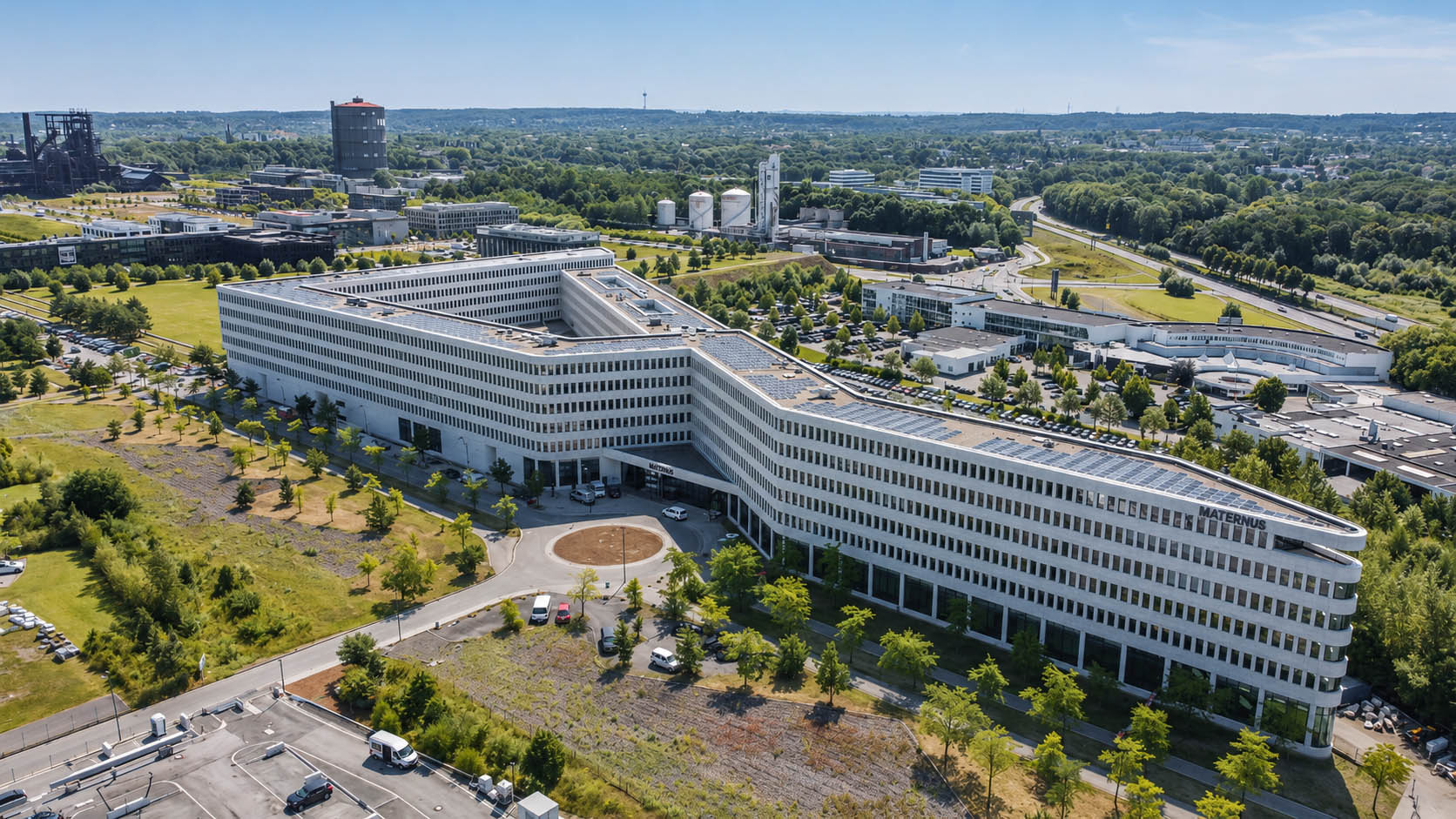 CUBION vermittelt Techem Energy Services rund 2.024 m² Bürofläche auf Phoenix-West. Die Dortmunder Immobilie ist damit vollvermietet. CUBION Immobilien, Techem Energy Services GmbH, MMDO Immobilien GmbH & Co. KG