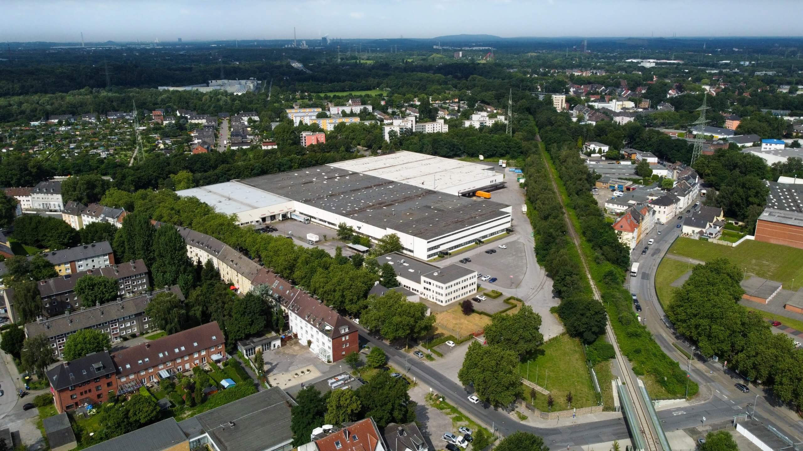 Gelsenkirchen: CUBION vermittelt rund 30.000 m² Logistikfläche an FineCom