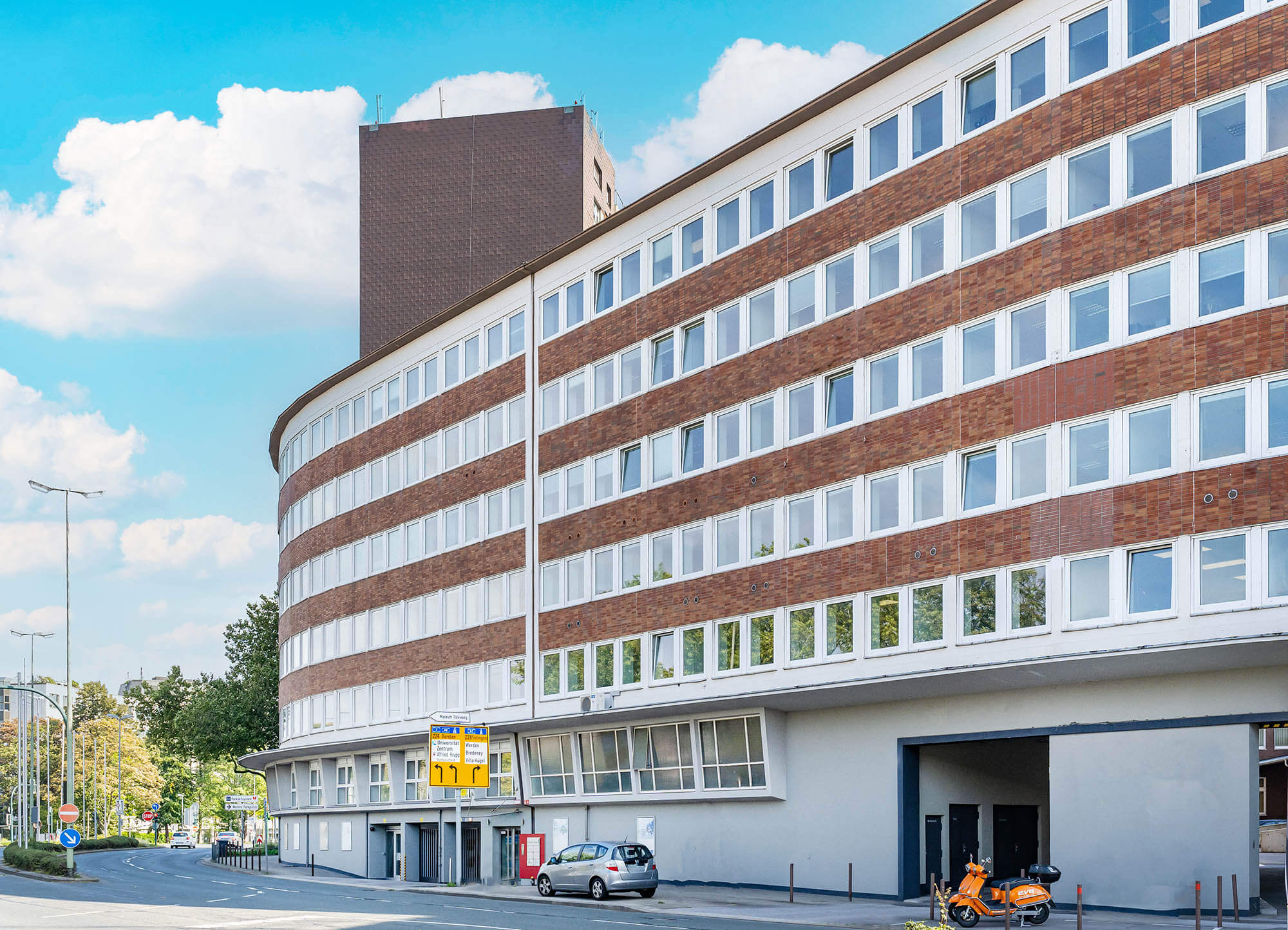 Essen: CUBION vermittelt rd. 500 m² Bürofläche an die SOLCOM GmbH