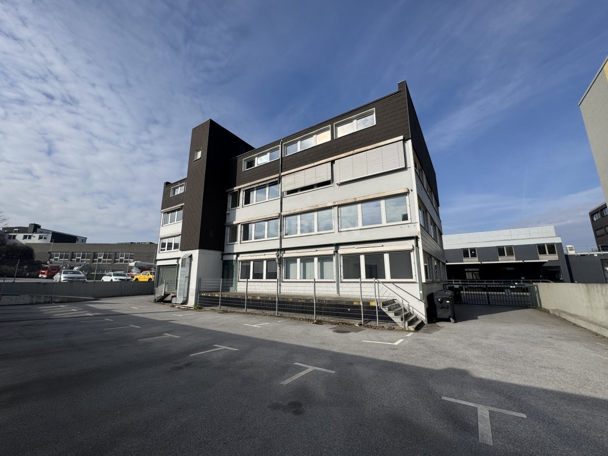 Titelbild - Holsterhausen | 440 - 2.006 m² | flexible Nutzung | Mietzins auf Anfrage