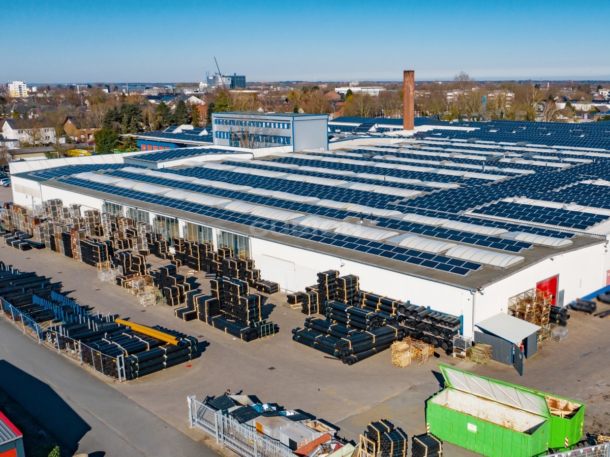 Titelbild - 10.000 m² Lagerfläche | teilbar ab 5.000 m² | sofort verfügbar |
 ebenerdige Andienung