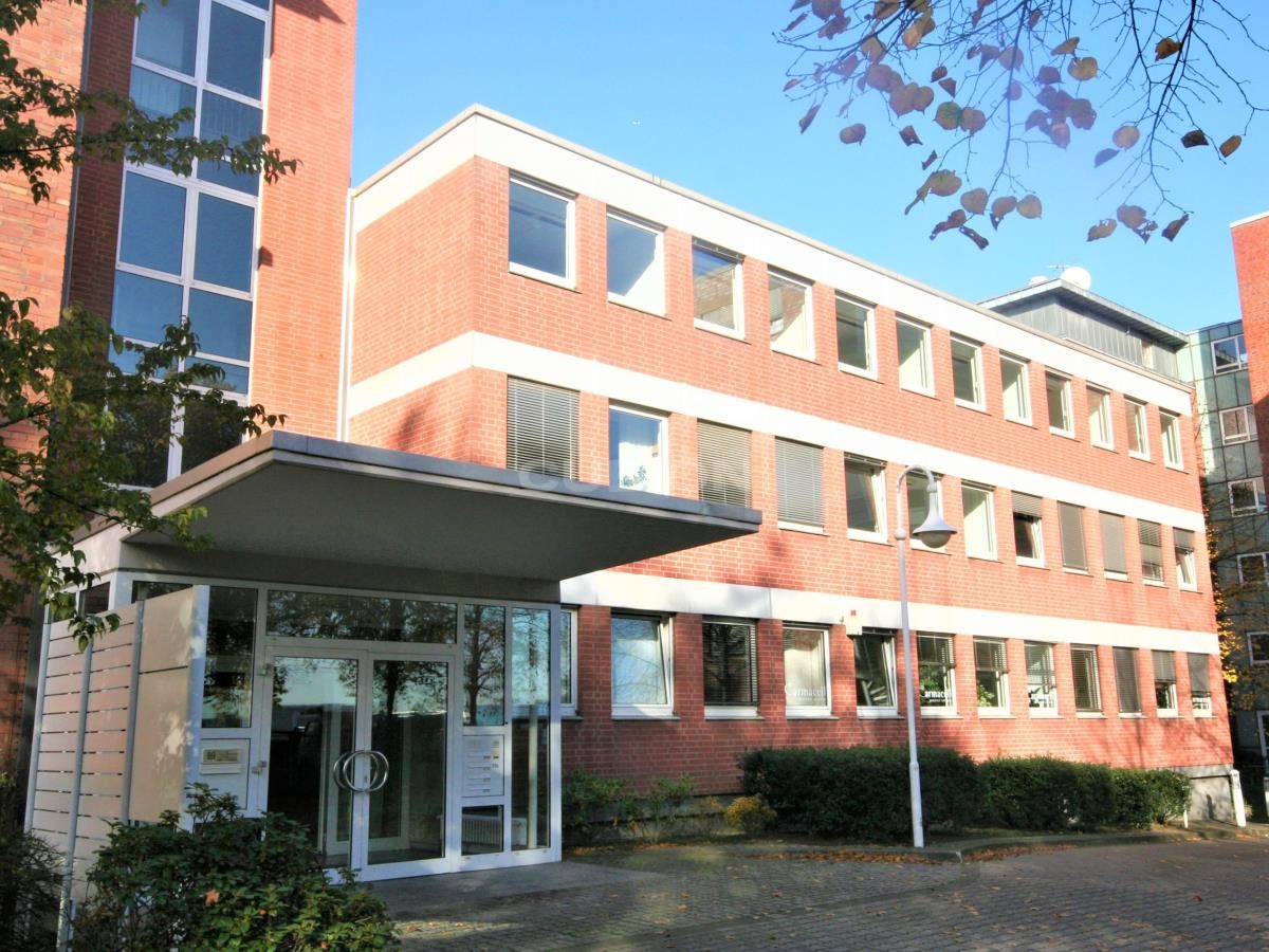 Titelbild - Vis á vis zum CentrO - Bürofläche mit ausreichend Stellplätzen!