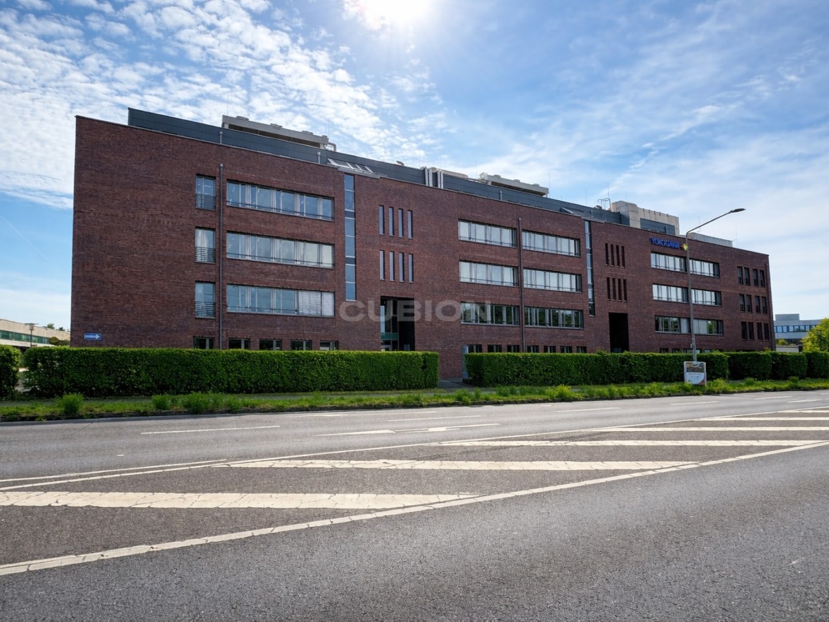 Titelbild - Lichtdurchflutet | verkehrsgünstig | Kühlung | 200 m² - 3.400 m²